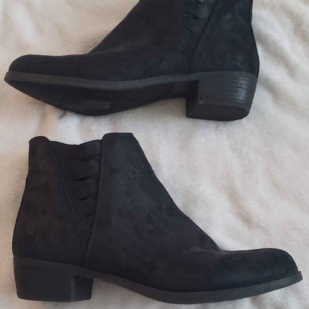 Carlos Santana Black Bootie